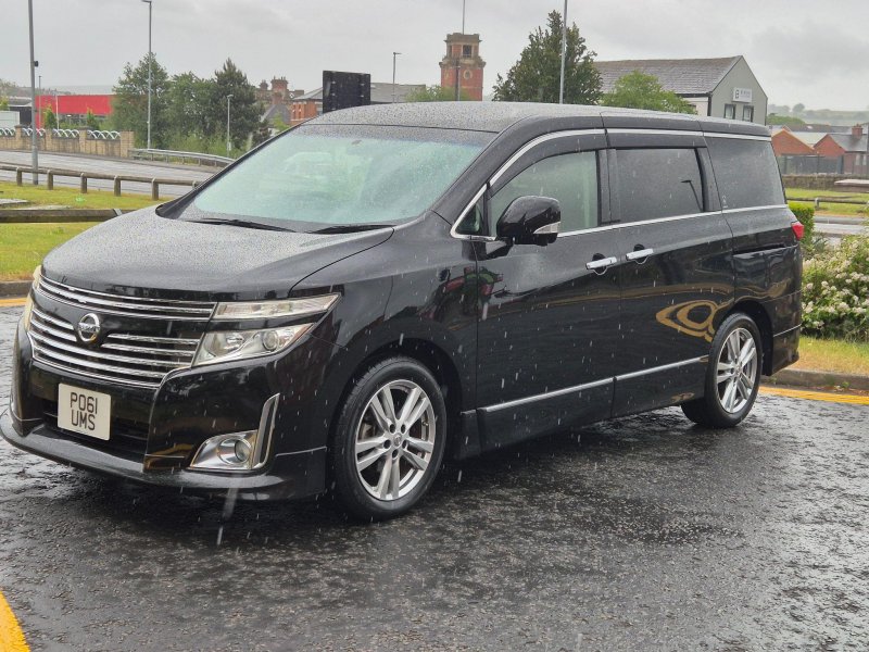 NISSAN ELGRAND