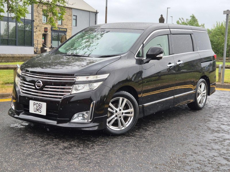 NISSAN ELGRAND