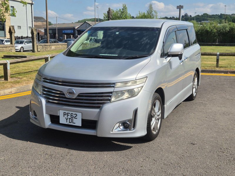 NISSAN ELGRAND