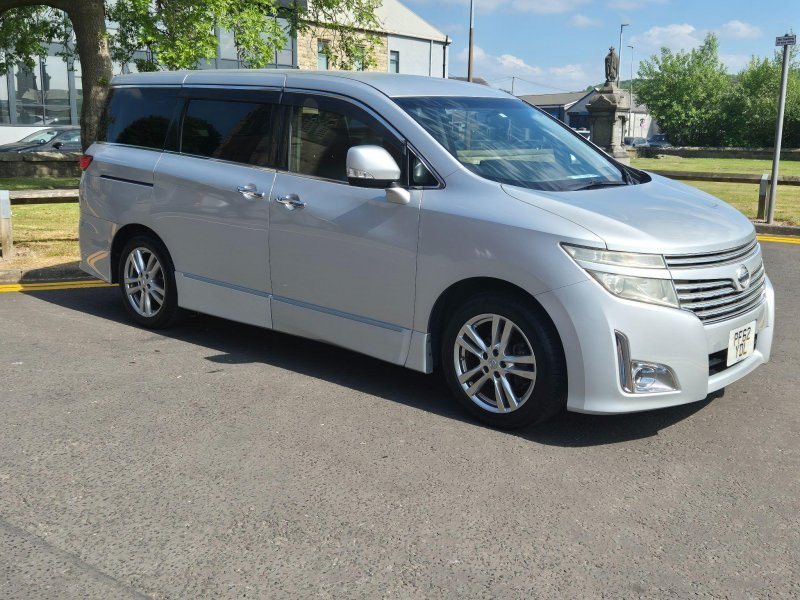 NISSAN ELGRAND