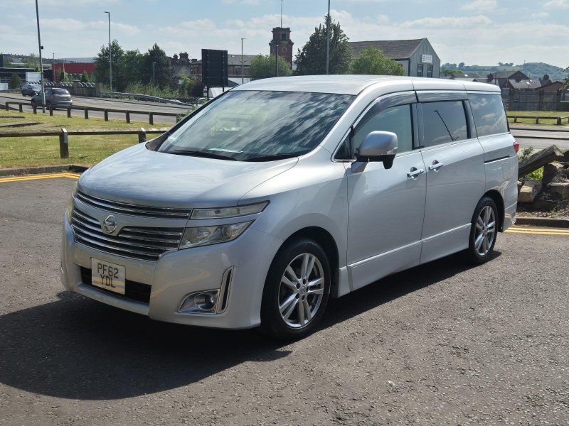 NISSAN ELGRAND