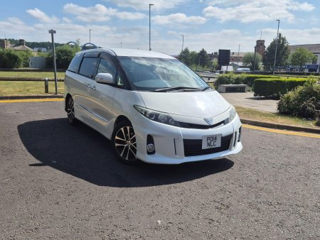 TOYOTA ESTIMA Aeras G 2.4 petrol auto 5dr