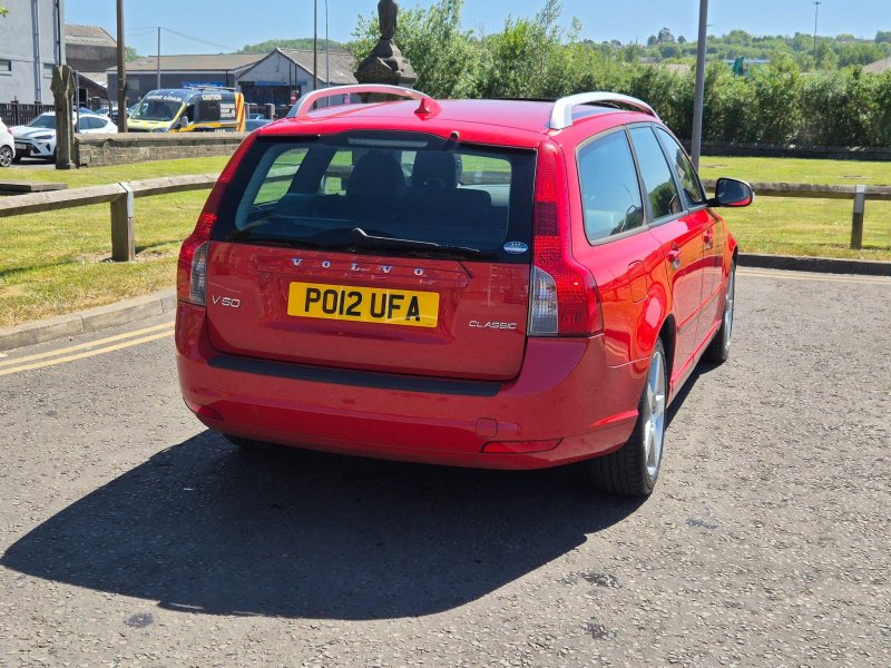 VOLVO V50