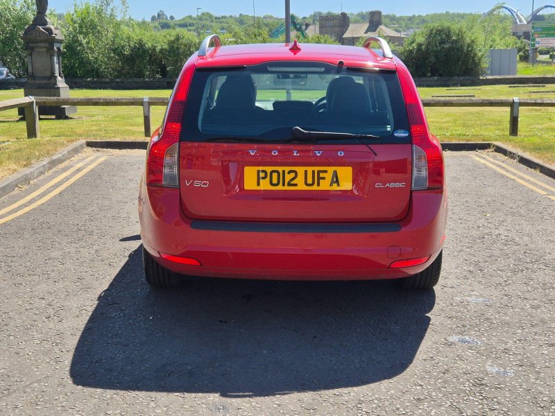 VOLVO V50