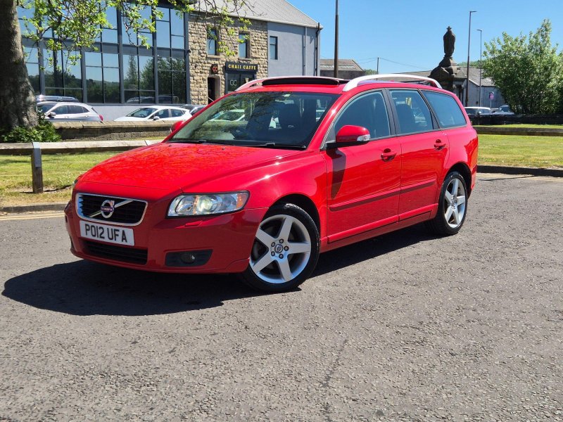VOLVO V50