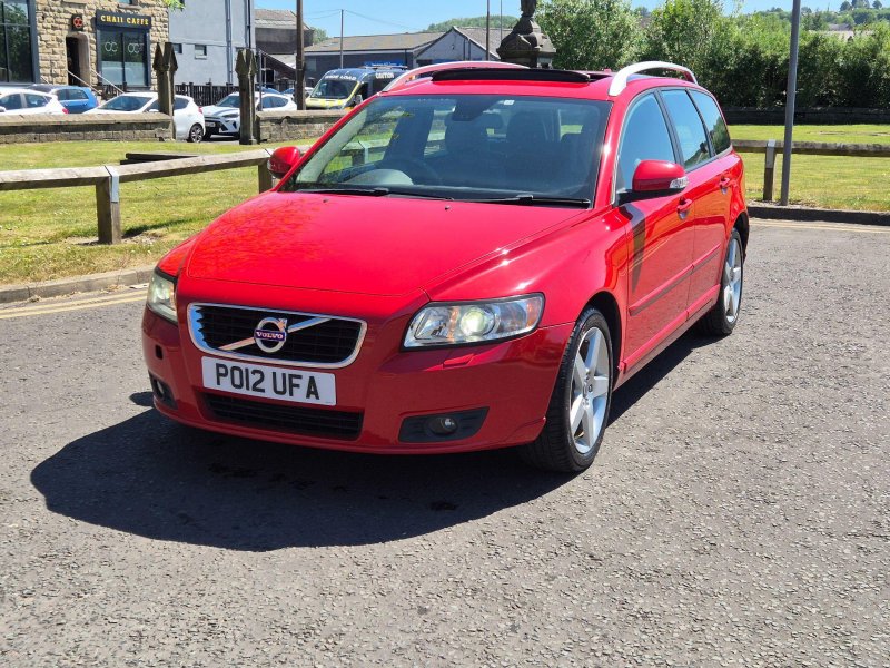 VOLVO V50