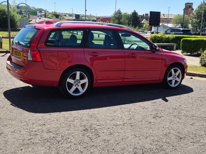 VOLVO V50