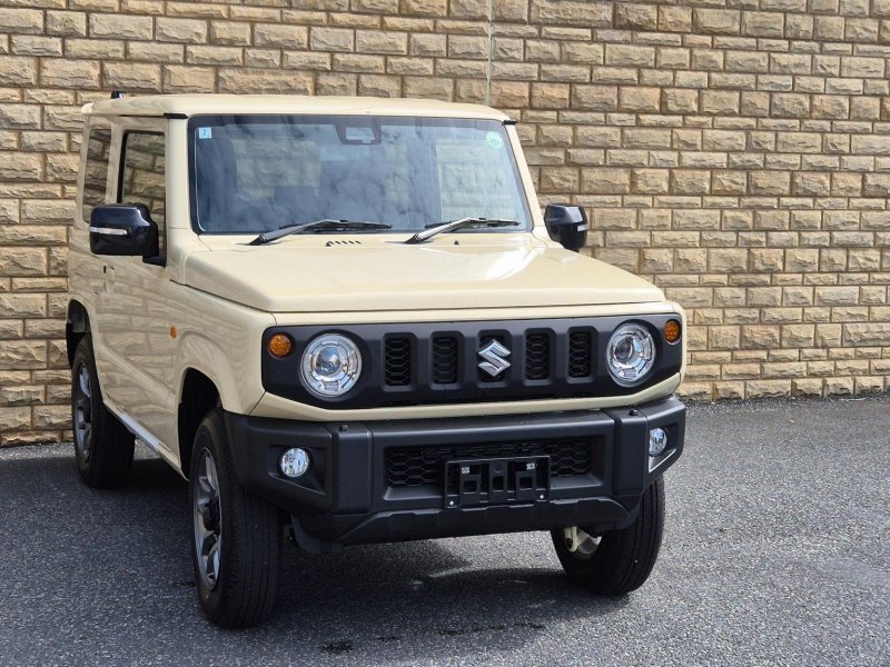SUZUKI JIMNY