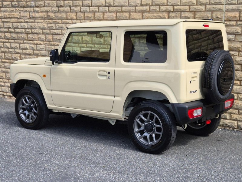 SUZUKI JIMNY