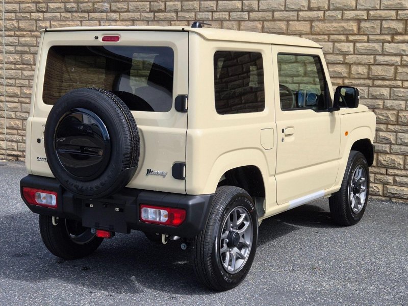 SUZUKI JIMNY