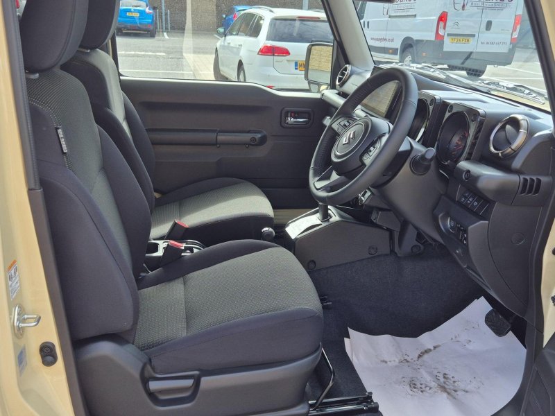 SUZUKI JIMNY