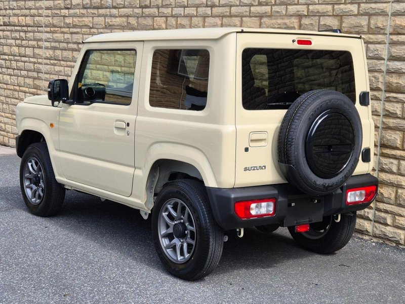 SUZUKI JIMNY